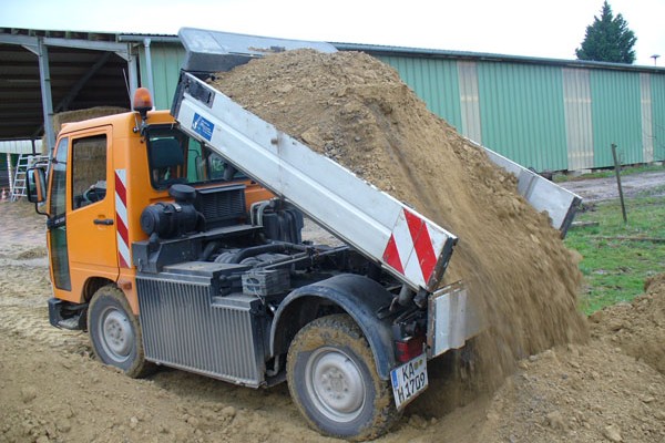 erdtransporte-galerie-11F83DB4CA-0157-6656-7F80-1E30093755FF.jpg